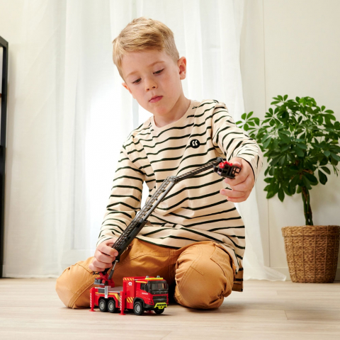 Masina de pompieri Majorette Volvo Fire Engine [6]