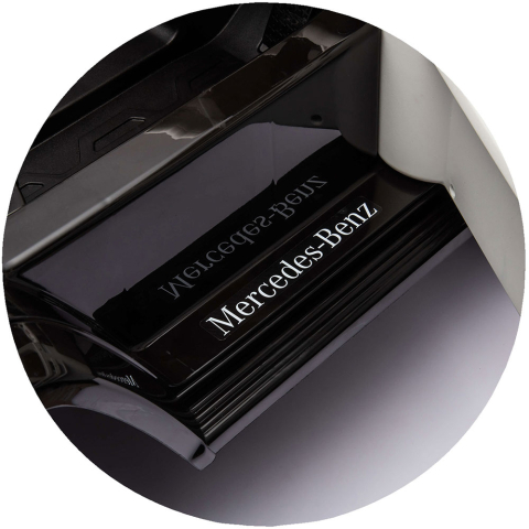 Masinuta electrica Chipolino SUV Mercedes EQG cu scaun din piele si roti EVA black [9]