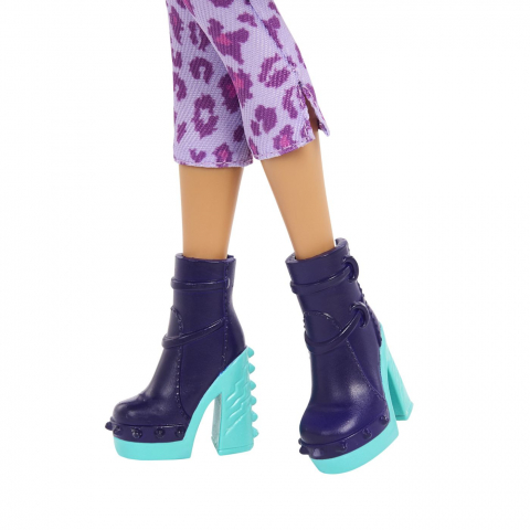 Monster high papusa clawdeen wolf si catelul crescent, varsta de la 4 ani la 8 ani [5]