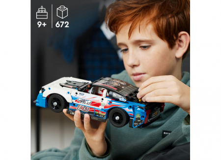 NASCAR® Next Gen Chevrolet Camaro ZL1, varsta de la 9 ani la +15 ani [7]