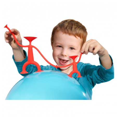 Oogi rosu, Omuletul flexibil cu ventuze, 2-8 ani [5]