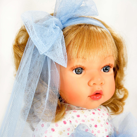 Papusa Nines D'Onil, Susette Tul, cu parul blond, cu sunete, cu funda albastra, cu miros de vanilie, 45 cm, copii varsta 3 ani+,6 ani+,8 ani+ [1]