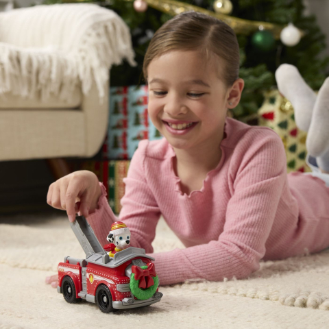 Patrula catelusilor vehicul si figurina marshall cu accesorii de craciun [2]