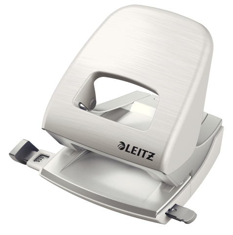 Articole pentru birou - Perforator 30 coli model 5006 metalic alb arctic style leitz