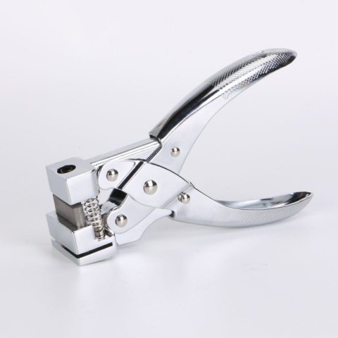 Birotică și Papetărie - Perforator Eurohole EAGLE TYEP099, metalic, pentru hartie si pvc, diametru perforatie 10x30mm