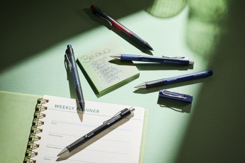 Pix cu gel cu mecanism 0.7mm beyond rosu faber-castell [2]