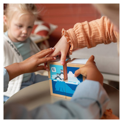 Puzzle cu cuburi din lemn, Animale polare, 1-4 ani [2]