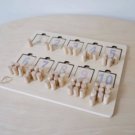 Jucarii Montessori din Lemn ⭐ Puzzle cu Cifre si Pioni [6]