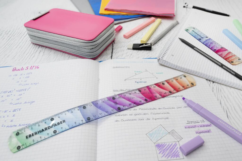 Rigla 15cm flexibila rainbow eberhard faber [2]