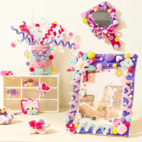 Set Creativ accesorii din tije plusate pentru copii, Chenille Stem Craft, 200+ Piese, Bijuterii si Decoratiuni [2]