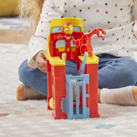 Spidey si prietenii extraordinari scena de joaca turnul lui iron man  si figurina iron man 10cm [3]