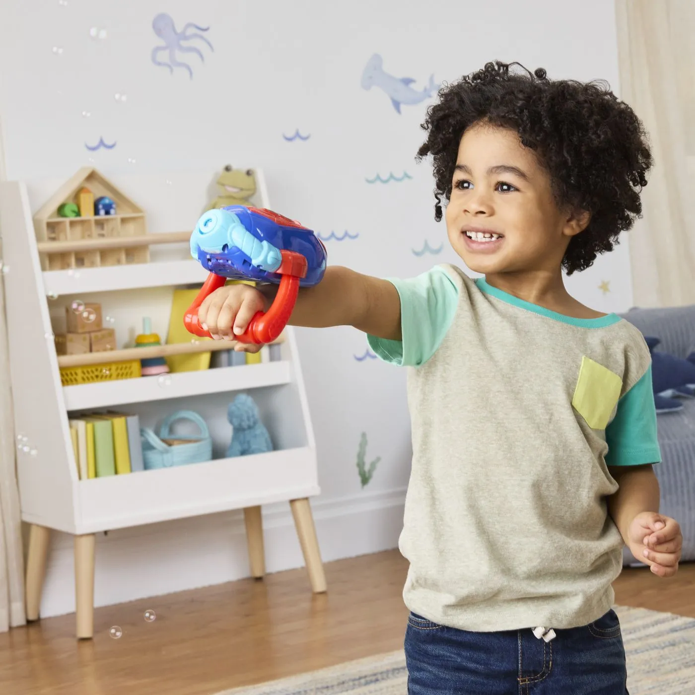 Spidey si prietenii lui uimitori marvel water webs lansator bule de sapun, copii 3 ani pana la 7 ani [3]