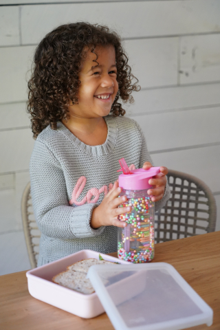 Sticla de apa 300 ml cu pereti dubli, melii, cu bile din spuma culori fete copii cu varsta peste 1 an [1]