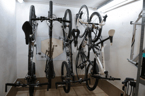Suport de Perete Universal pentru Bicicleta, Carlig Rotativ, Cauciucat, 25kg [5]
