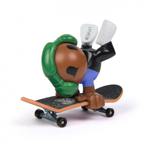 Tech dech sk8 crew pachet placa si figurina 9.6cm casti verzi, varsta de la 5 ani la 12 ani [1]