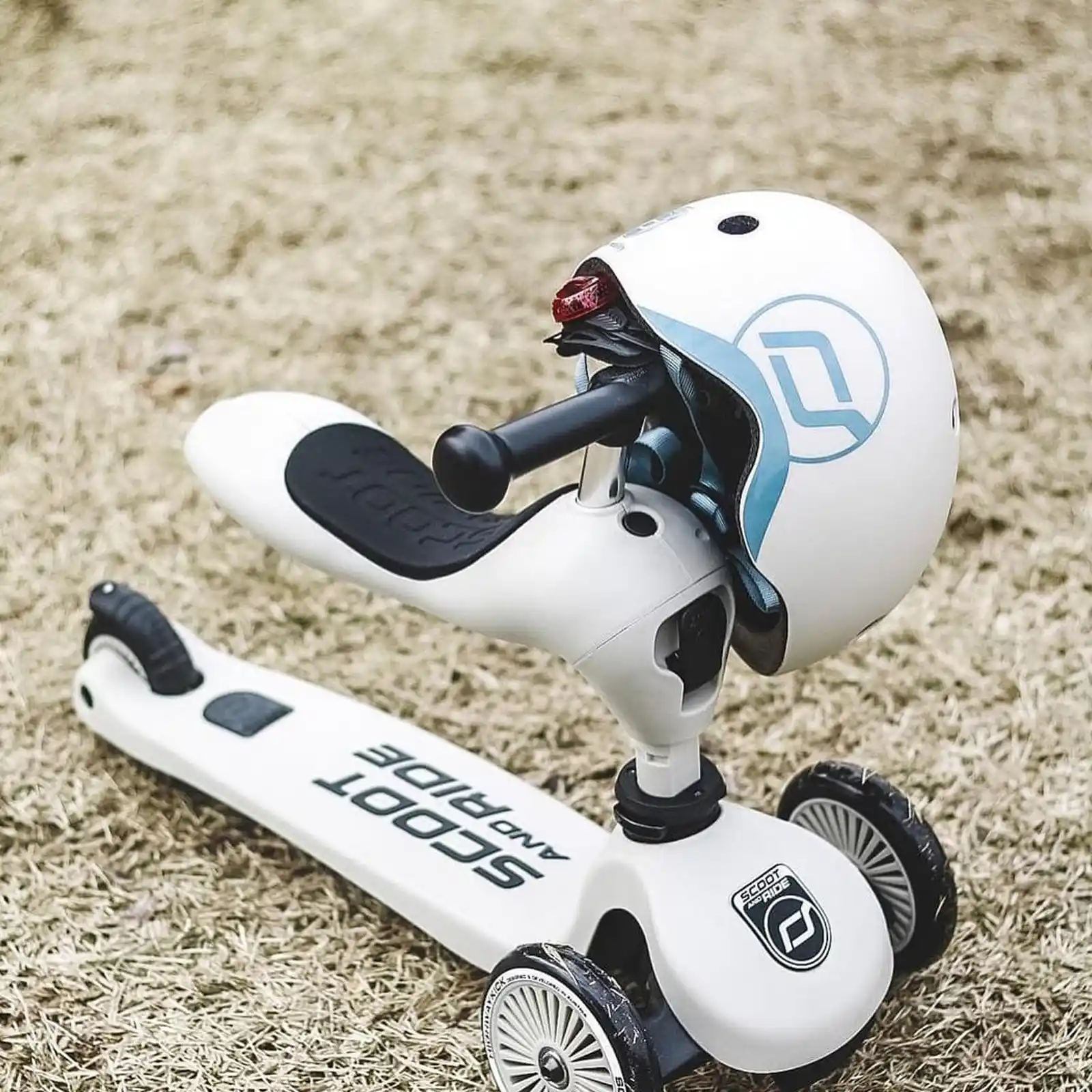 Trotinete copii, cu scaun, Scoot and Ride, HighwayKick 1 Ash, 1-5 ani [9]