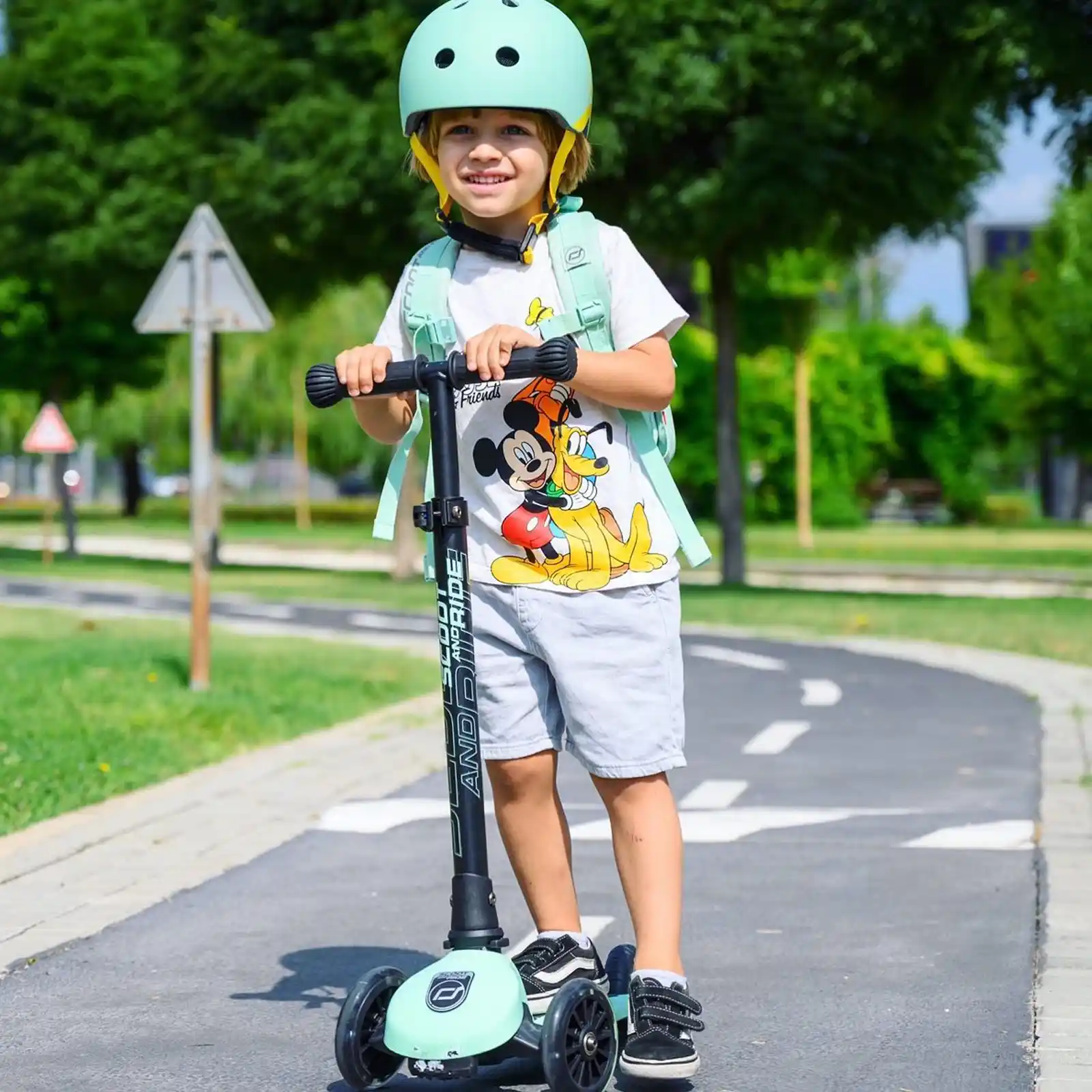 Trotinete copii, pliabila, reglabila, roti lumini, 3-6 ani, Scoot Ride, HighwayKick 3 Led Kiwi [4]