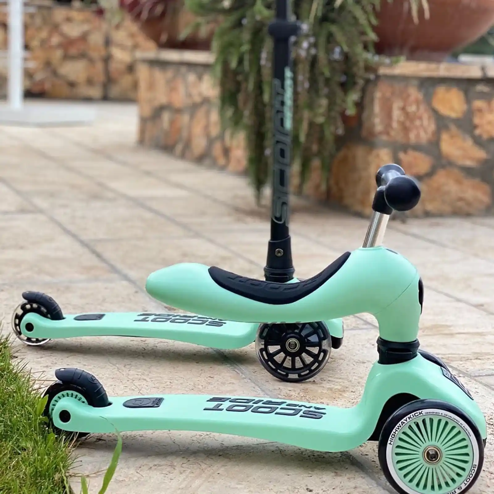 Trotinete copii, pliabila, reglabila, roti lumini, 3-6 ani, Scoot Ride, HighwayKick 3 Led Kiwi [9]