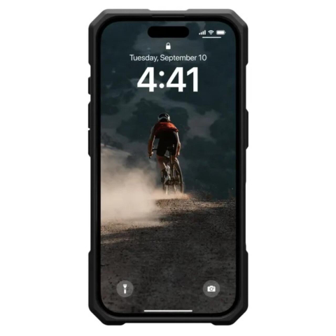 UAG Husa Monarch Series iPhone 16 Carbon Fiber [3]