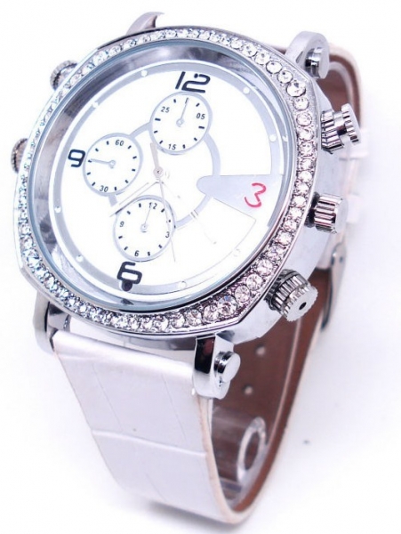 Camera Video Spy cu Rezolutie Full HD Integrata in Ceas de Dama [1]