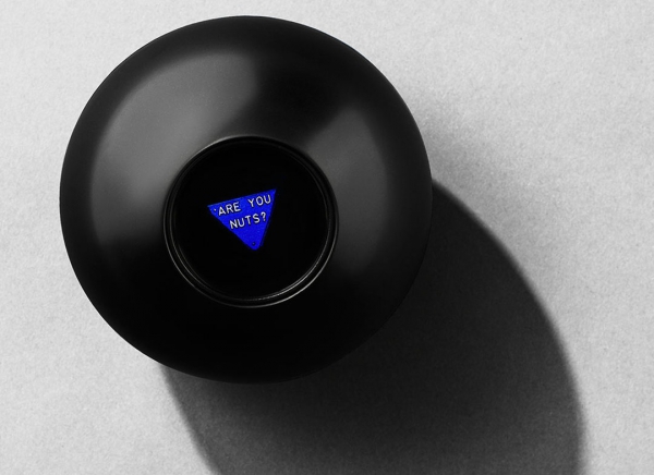 Mystic 8 Ball Mingea adevarului [10]