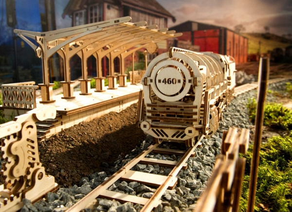 Puzzle 3D Locomotiva cu Aburi si Vagon din Lemn Ugears [7]