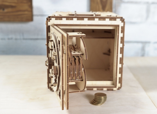 Puzzle 3D Seif din Lemn Ugears [22]