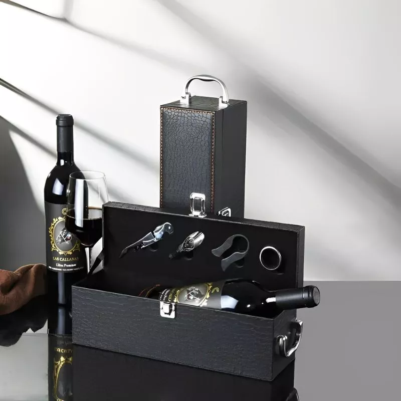 Cutie de vin Deluxe pentru 1 sticla cu accesorii de vin incluse piele ecologica de crocodil [2]