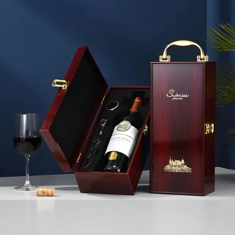 Cutie de vin Wood Deluxe, pentru 1 sticla, cu accesorii de vin incluse, Vinquisite