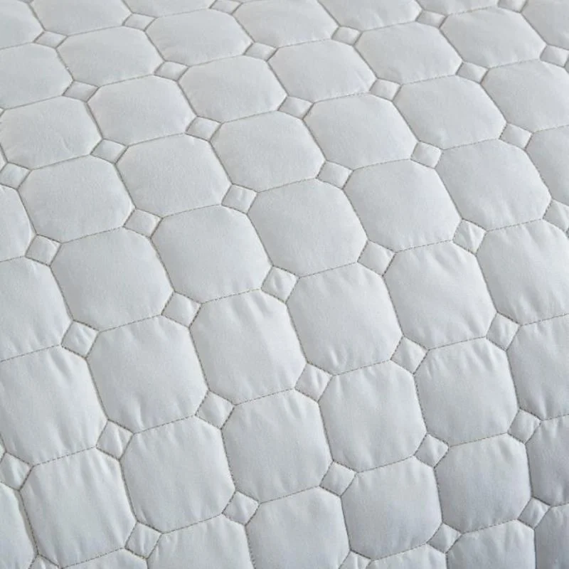 Cuvertura matlasata Estiva - Crem, 250x260 cm, 2 fete de perna [3]