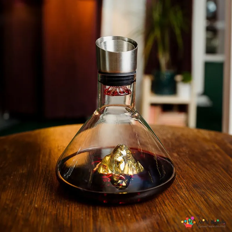 Decantor Cadou Munte de Aur In Varful Lumii cu bile de curatare [5]