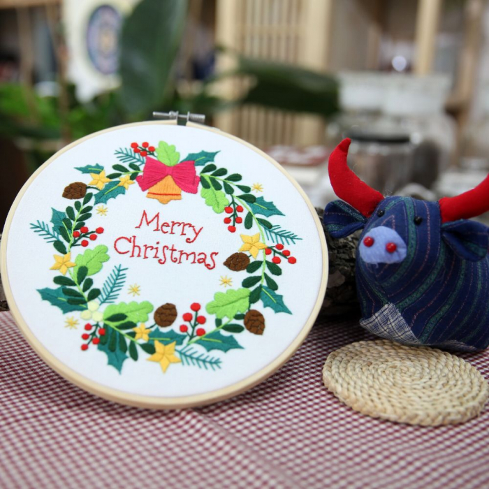 Kit Broderie DIY de Craciun, Merry Christmas, Coronita veseliei [7]