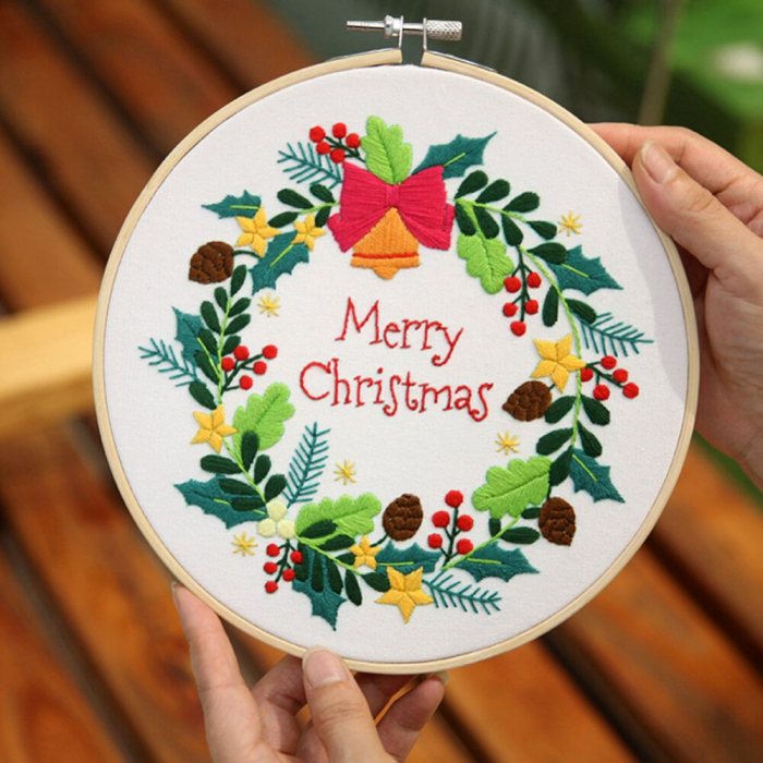 Kit Broderie DIY de Craciun, Merry Christmas, Coronita veseliei [4]