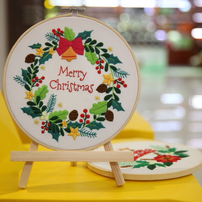 Kit Broderie DIY de Craciun, Merry Christmas, Coronita veseliei [8]