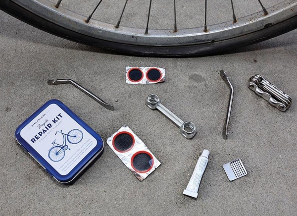 Kit compact reparatii biciclete [2]