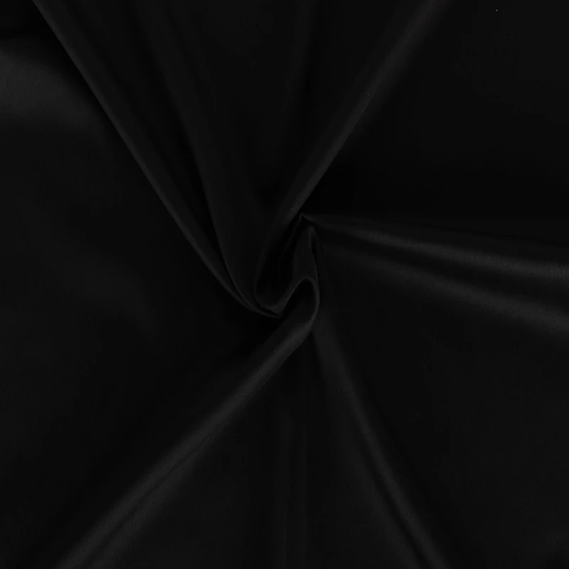 Lenjerie satinata Elegant - Negru, 200x220 cm, 4 fete de perna, cearsaf [2]