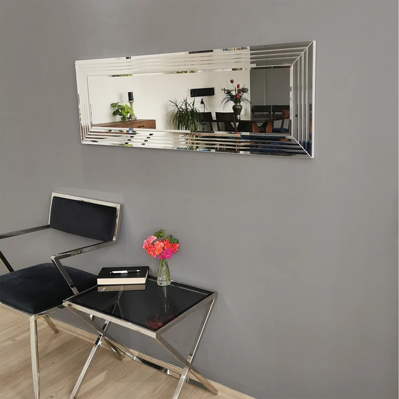 Oglinda dreptunghiulara cu rama argintie, ajustabila, design elegant [5]