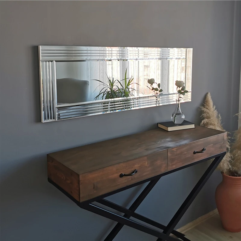 Oglinda dreptunghiulara cu rama argintie, design sofisticat si modern [3]