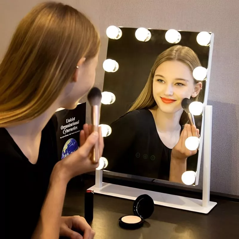 Oglinda machiaj profesionala cu 12 becuri LED Hollywood Star [2]
