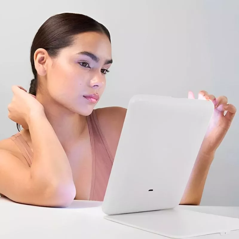 Oglinda make up de calatorie cu 72 led-uri pliabila si reincarcabila [3]