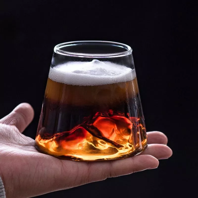 Pahar de bere cu munte, din sticla borosilicata 250ml, Varful Berarilor [4]