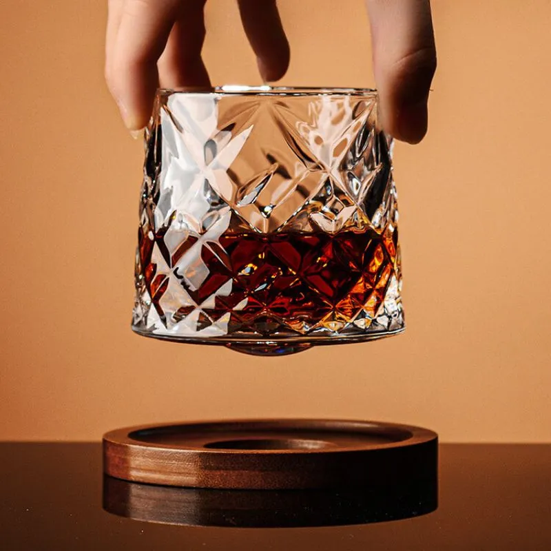 Pahar whiskey Diamant cu baza din lemn [2]