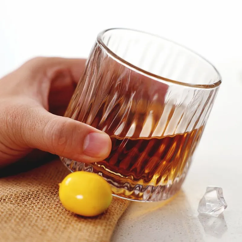 Pahar whiskey Glacier cu baza din lemn [4]