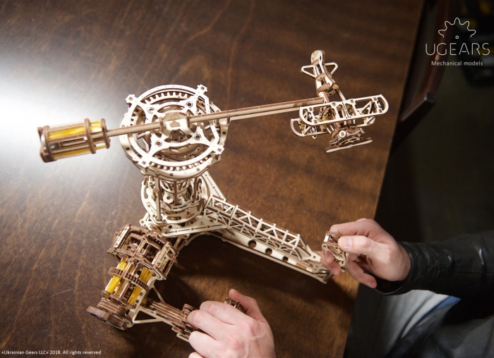 Puzzle 3D Model Aviator din lemn Ugears [4]