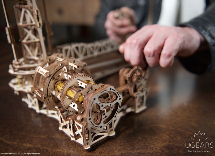 Puzzle 3D Model Aviator din lemn Ugears [15]
