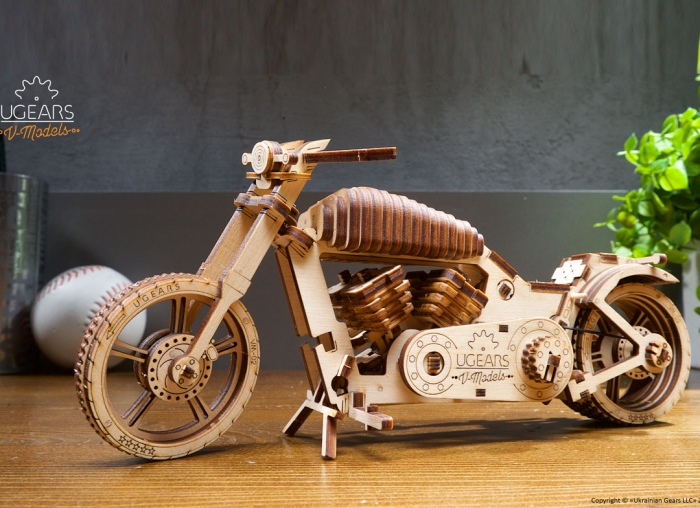 Puzzle 3D Motocicleta VM-02 din lemn Ugears [13]