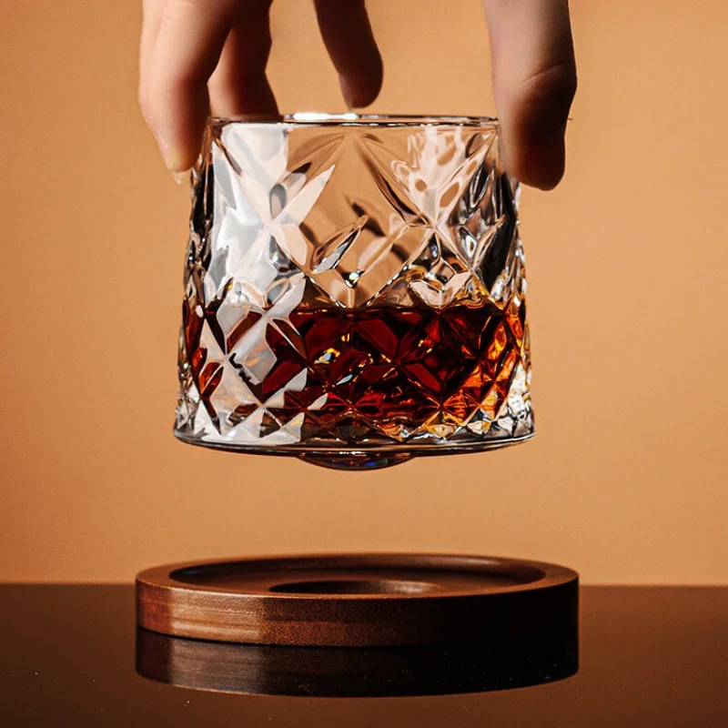 Set 6 Pahare whiskey Diamant cu baza din lemn [8]