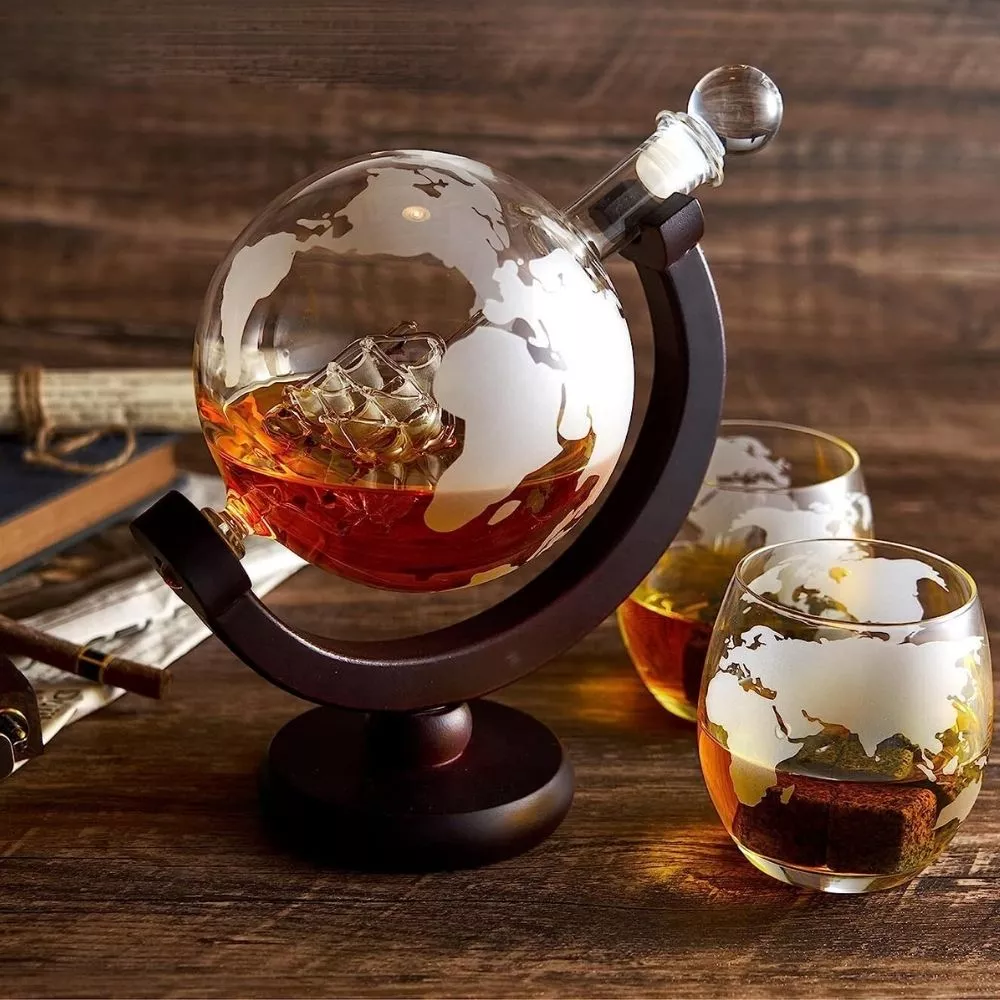 Set cadou decantor Glob Pamantesc cu doua pahare Epique [2]