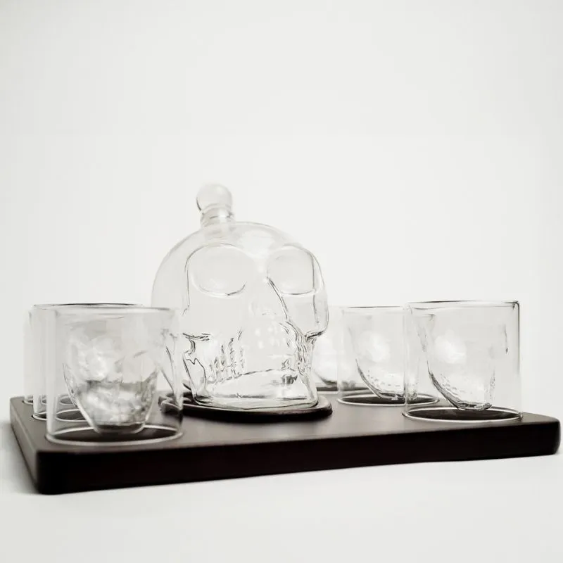 Set cadou Decantor sticla Craniu 1000ml cu 6 pahare cu Tava Free Spirits [11]