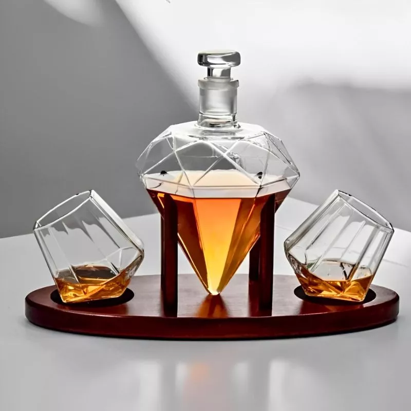 Set cadou decantor Sticla Diamant cu doua pahare Deluxe [8]